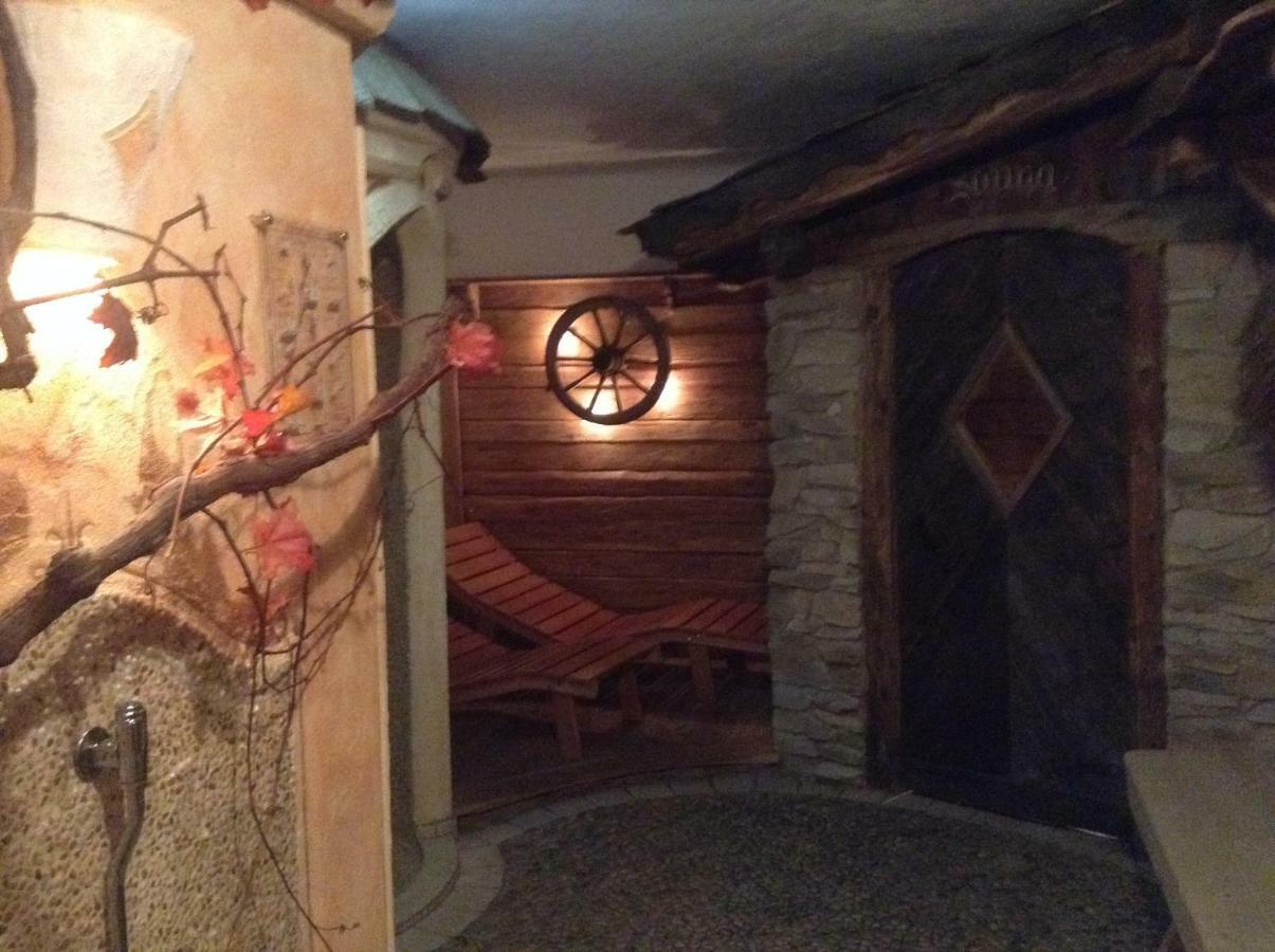 Garni Eden Bed&breakfast Soraga di Fassa Exterior foto